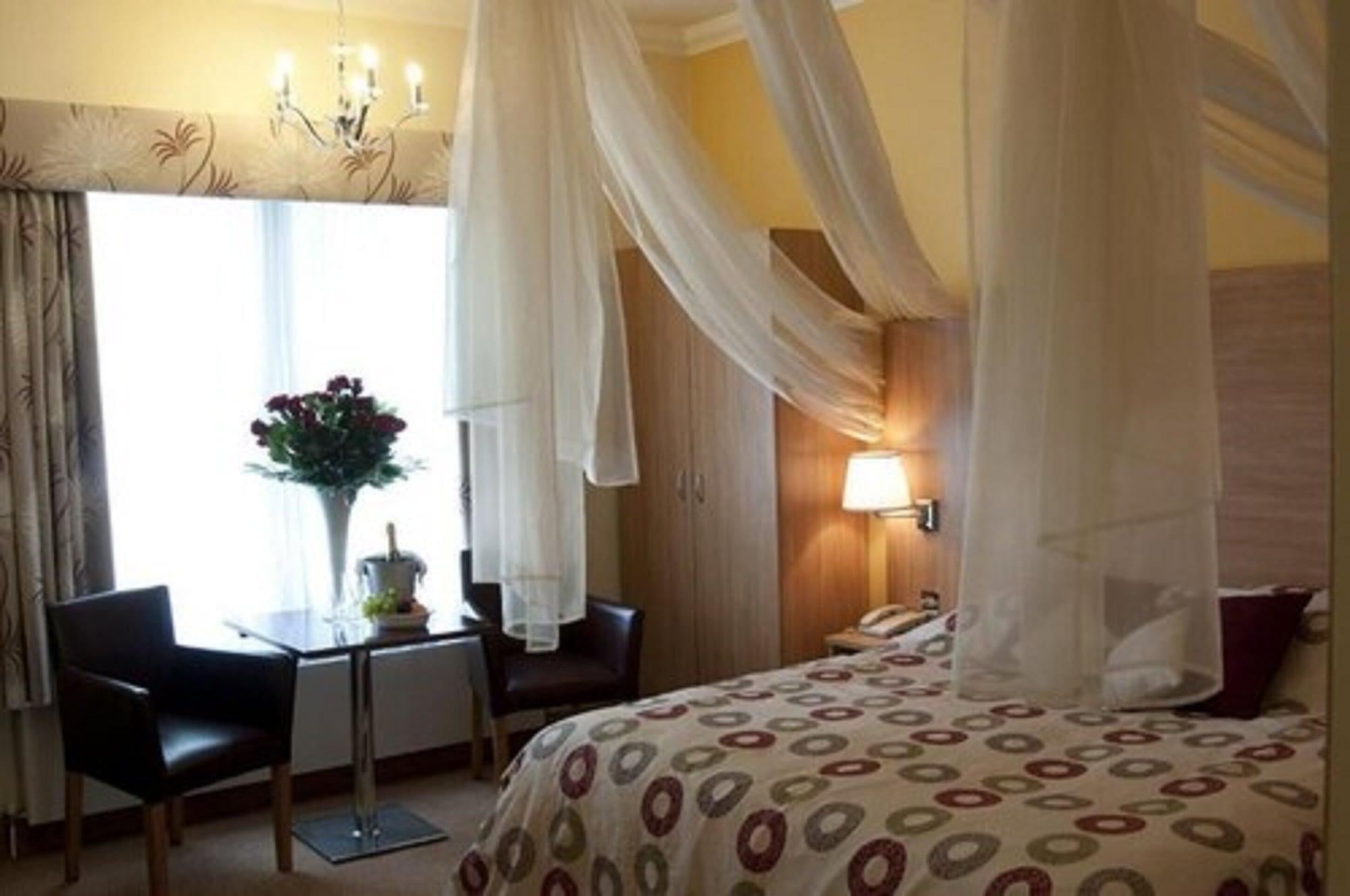 The Queensgate Hotel Peterborough Dış mekan fotoğraf