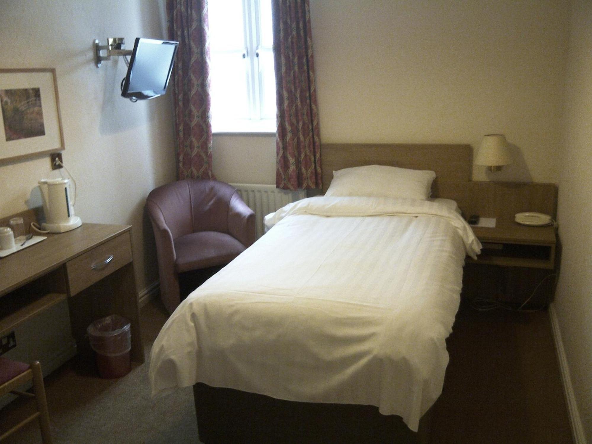 The Queensgate Hotel Peterborough Oda fotoğraf